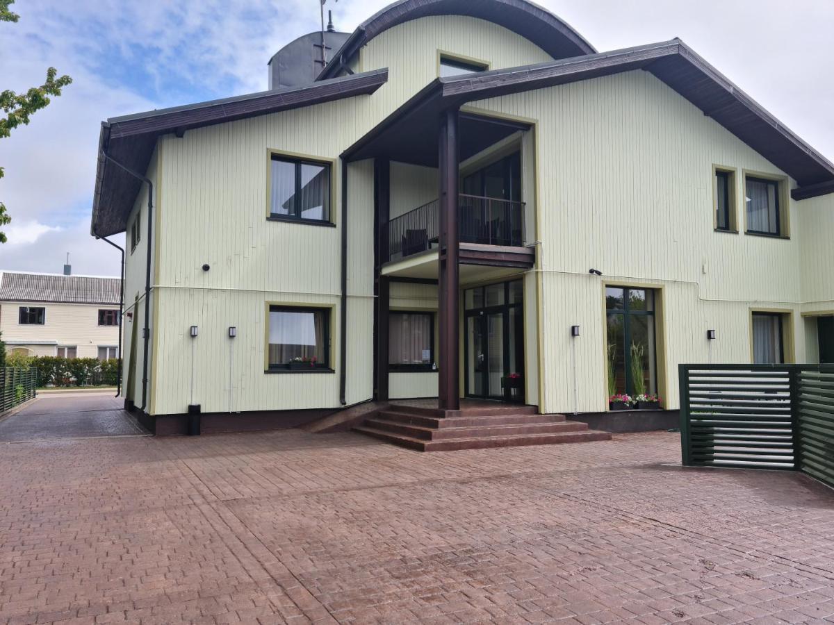 Hotel Medziotoju Kiemelis Palanga Exterior foto